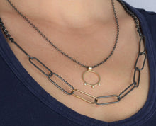 Load image into Gallery viewer, Valorous Link Necklace - Amalia Moon
